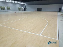 單龍骨籃球館木地板保養知識